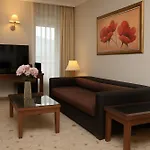Maxi Park & Hotel 5*