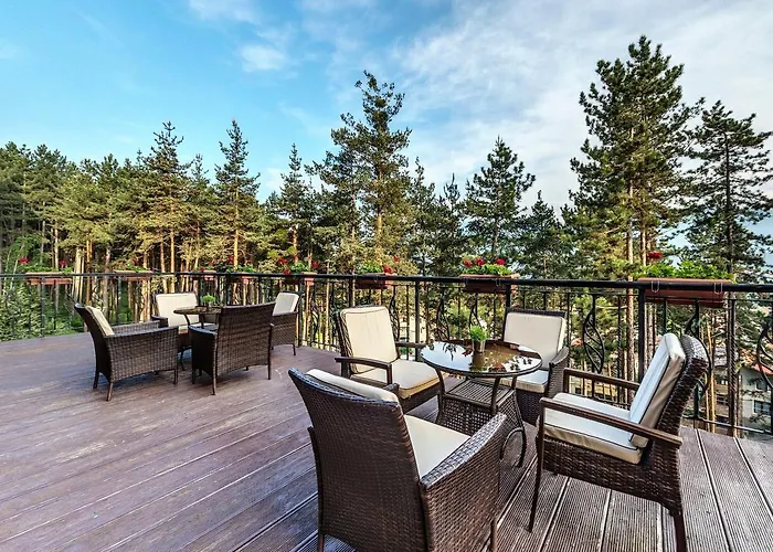 Maxi Park & 5* Velingrad