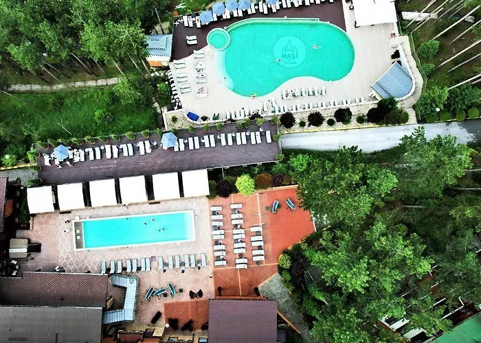 Maxi Park & 5* Welingrad