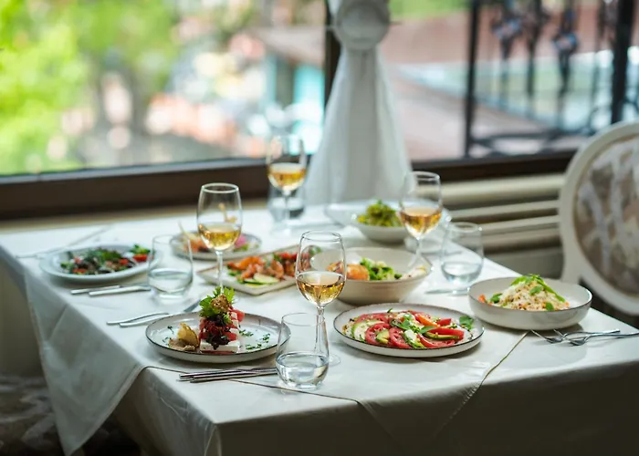 Maxi Park & 5* Welingrad