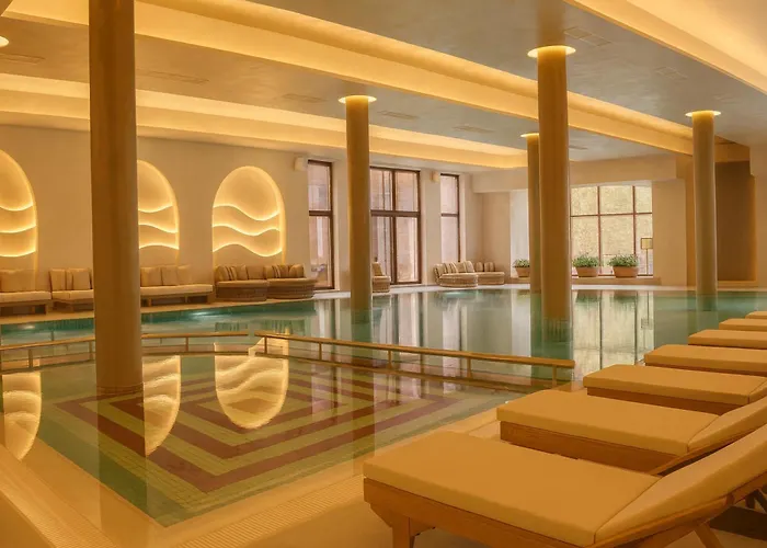 Maxi Park & 5* Velingrad