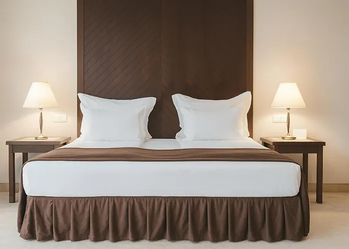 Maxi Park & Hotel Welingrad